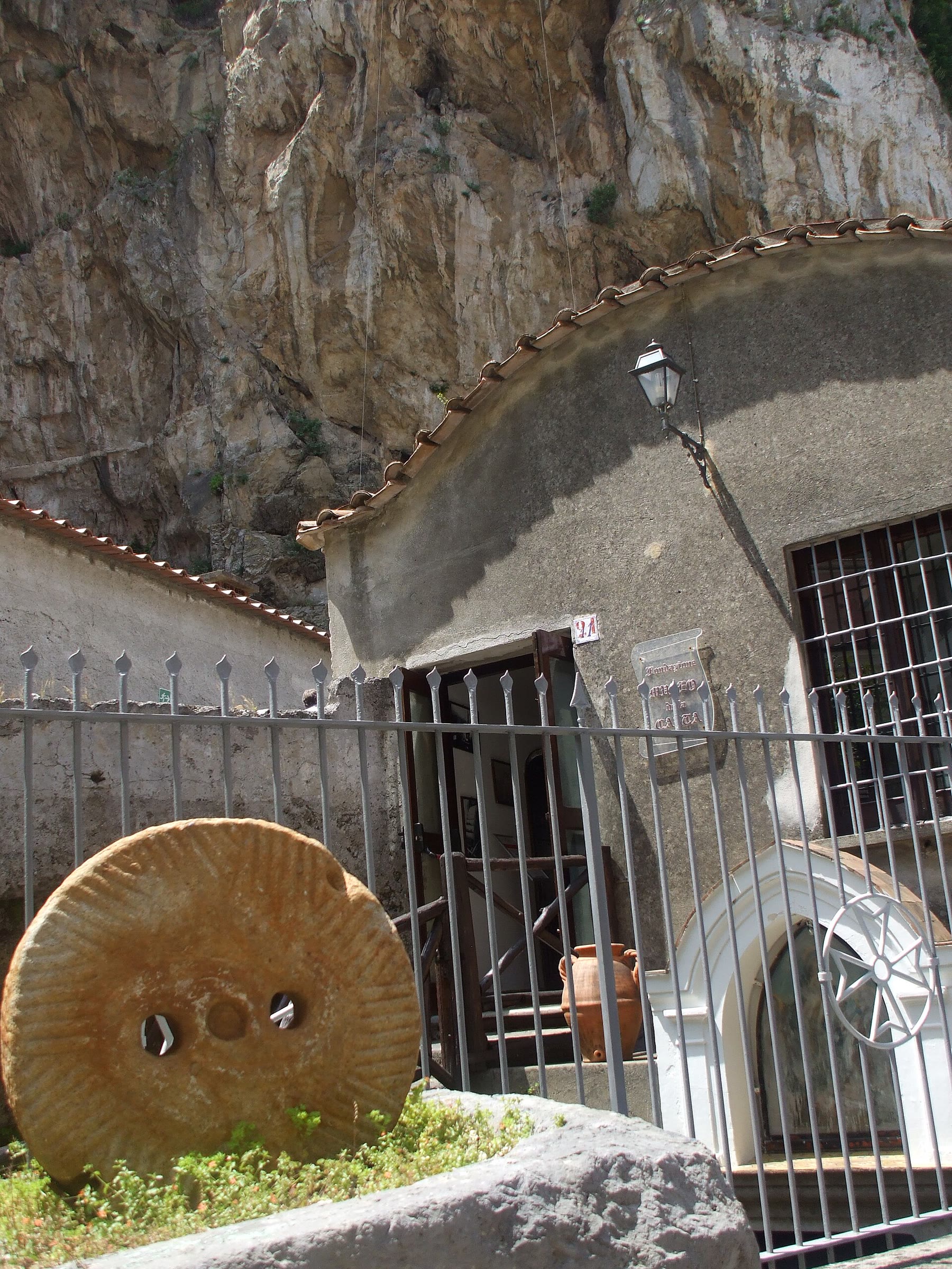 Amalfi paper craft climate at Museo della Carta with water fiber labor still named