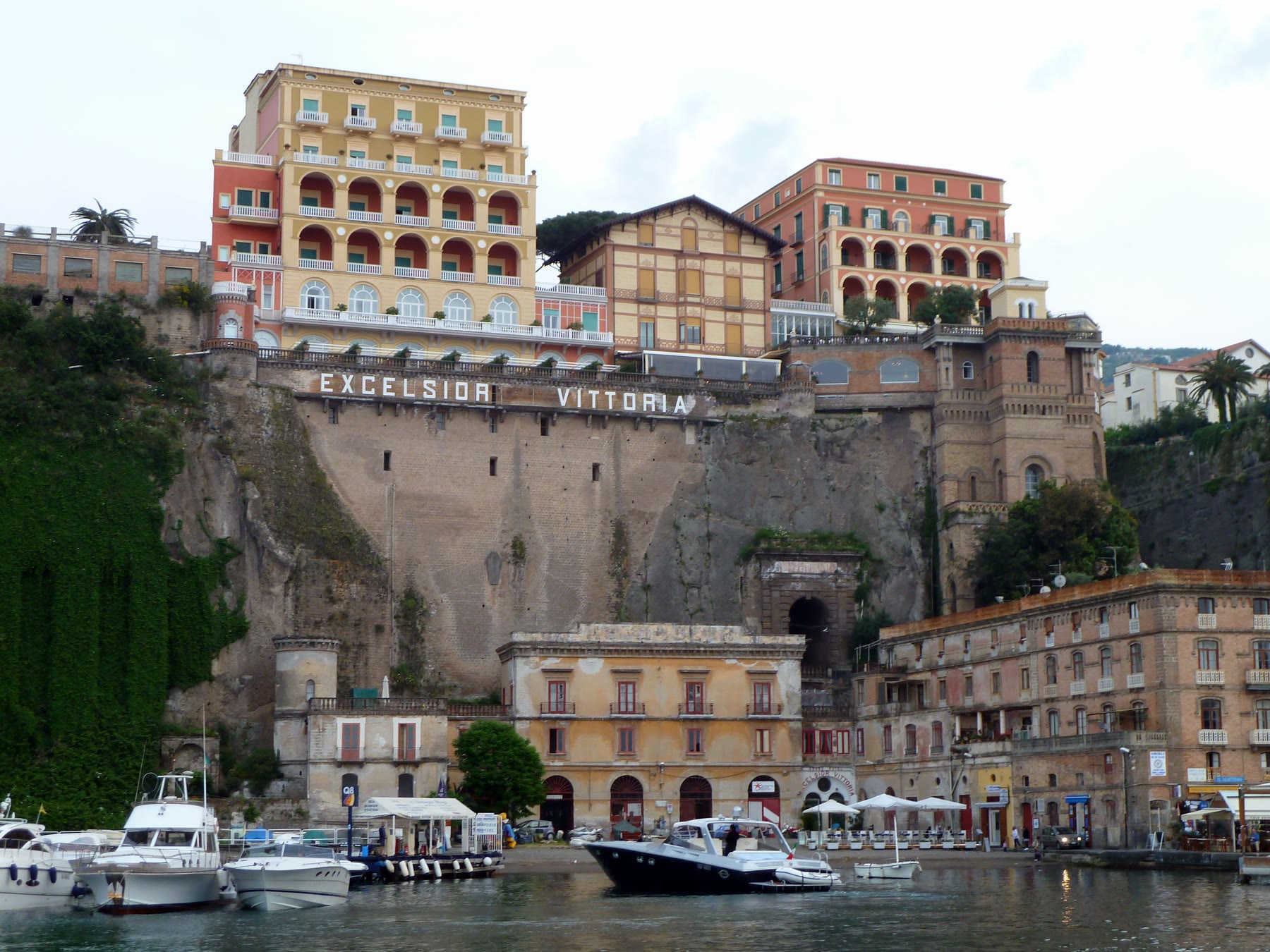 Sorrento harbor town for Sorrento lemons romance readers that keeps peninsula hinge climate without Amalfi neon erase