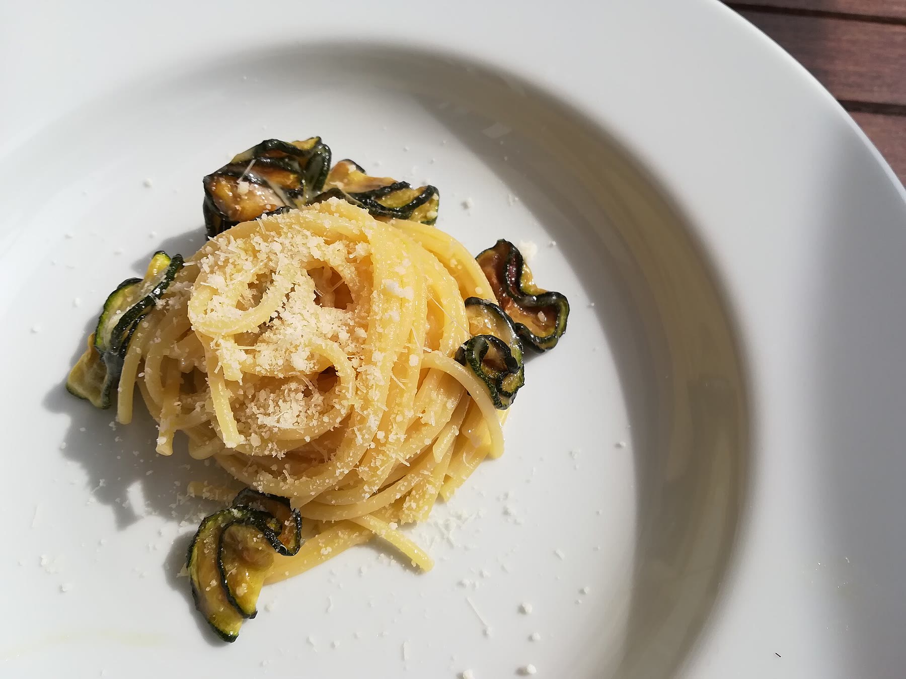 Spaghetti alla Nerano for romance readers with zucchini kitchen-door climate still named