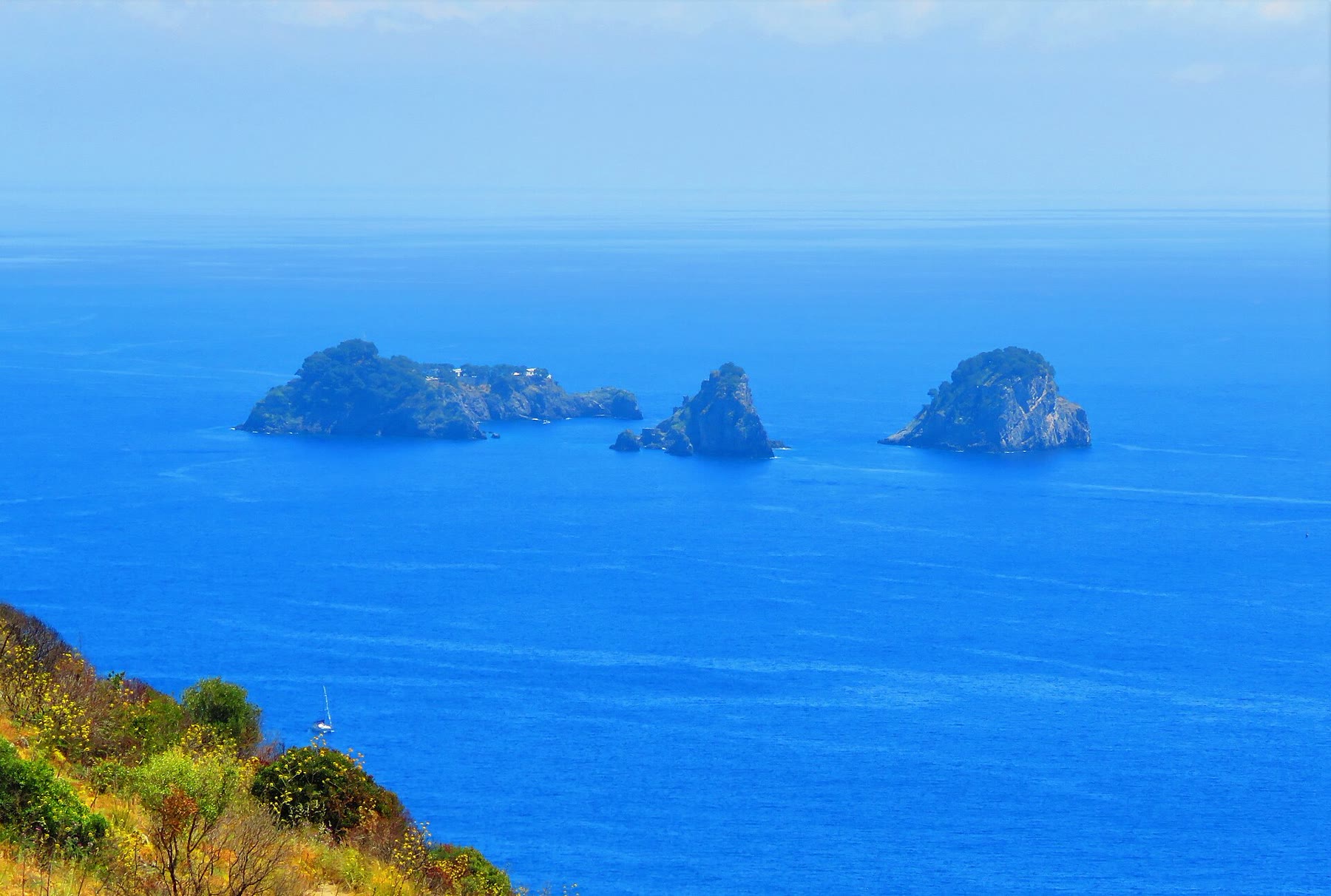 Li Galli offshore water climate with shared boat density and Positano sea honesty still named